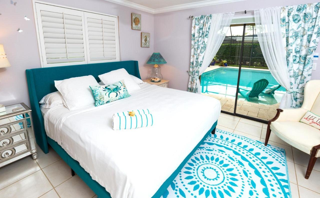 In The Heart Of Naples, Suite With Lake & Pool Luaran gambar